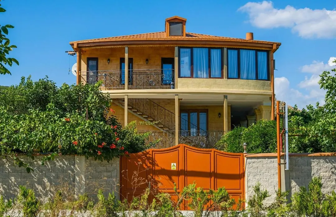 Villa Lata-1